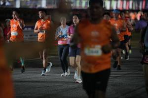 BIB: 0702, 216, 25724
                            <button type="button" onclick="openModal(20992608)" class="btn btn-primary btn-sm float-right btn-popup" data-toggle="modal" data-target=".modal-high-quality">
                        <i class="fas fa-shopping-cart"></i> Add to Cart
                    </button>
                                            <button type="button" onclick="isThisMe(20992608, true)" class="btn btn-success btn-sm float-right btn-popup btn-isme hidden" data-toggle="tooltip" data-placement="bottom" title="นี่คือรูปของคุณใช่ไหม คลิกที่นี่เพื่อเอาเข้าอัลบั้ม">
                        <i class="fas fa-plus"></i> Add to album
                    </button>
                    <button type="button" onclick="isThisMe(20992608, false)" class="btn btn-warning btn-sm float-right btn-popup btn-isnotme hidden">
                        <i class="fas fa-ban"></i> Remove from album
                    </button>
